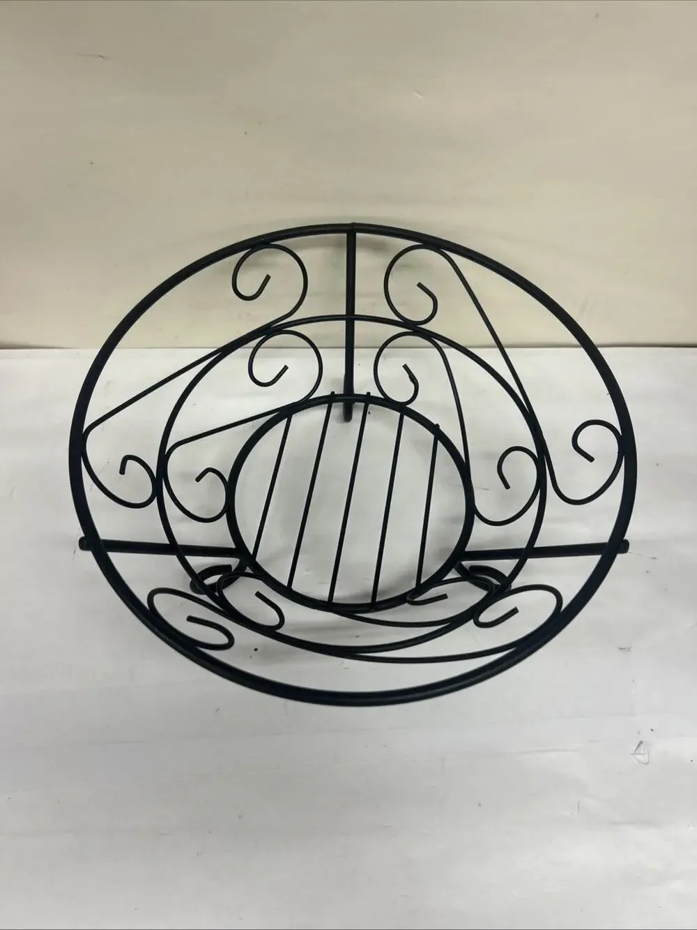 Wrought Iron Scroll Design Fruit Bowl Basket Black